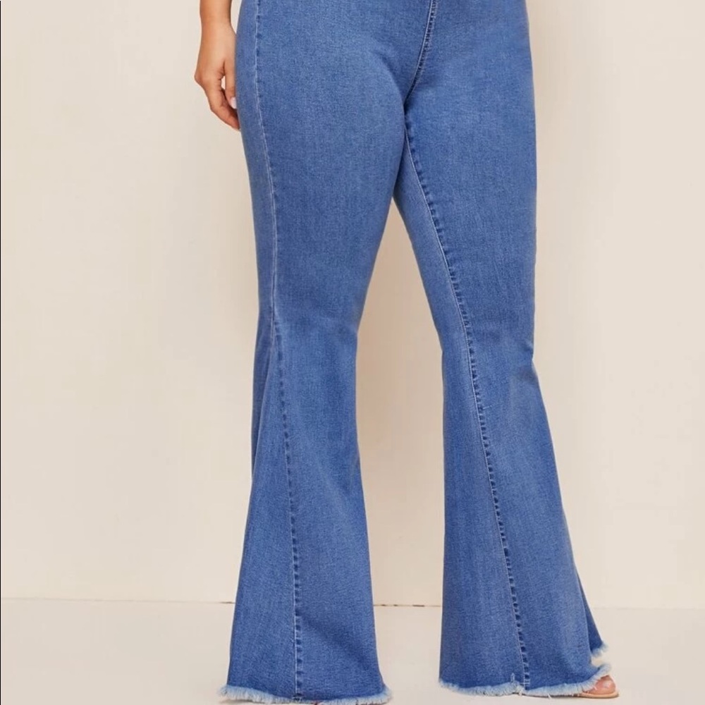 Raw Hem Flare Jeans